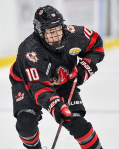 Justin Flora of the Niagara Falls Canucks
